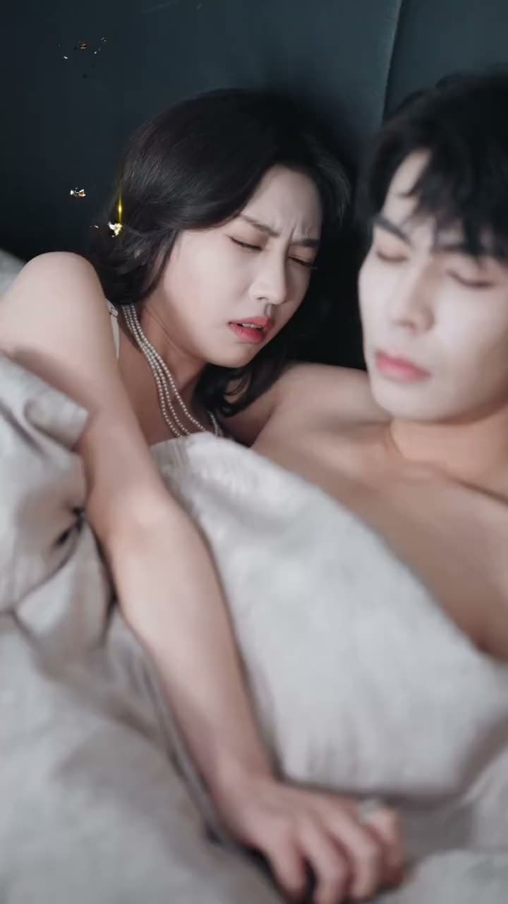 龙婿归来，我给总裁老婆当司机